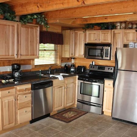 View! Private! Hot Tub,Pool Table,Fireplace,Relax! Sevierville Eksteriør billede